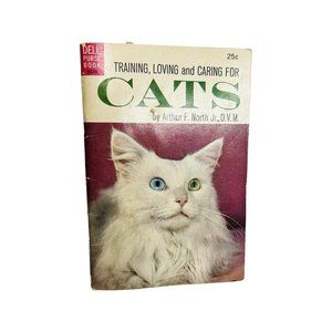 vintage 1963 Dell purse book cats kittens small animal Reference Facts kitty
